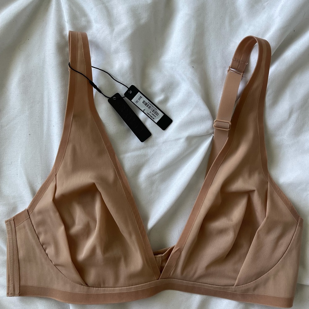 SKIMS Naked Everyday Plunge Bralette